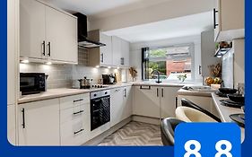 Luxury City Centre Home With Free Parking